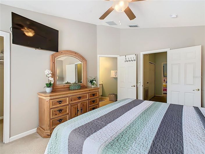 Image No.32-3 Bed Townhouse for sale