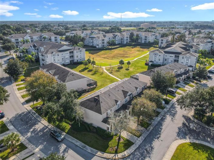 Image No.53-3 Bed Townhouse for sale