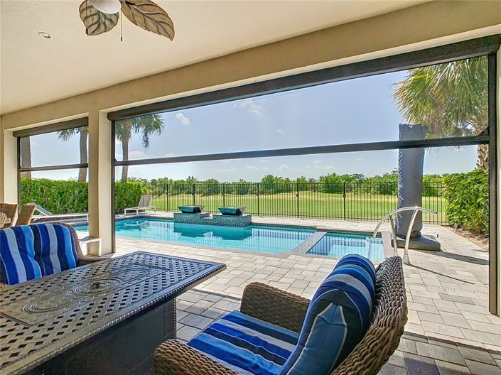 Image No.13-6 Bed House for sale