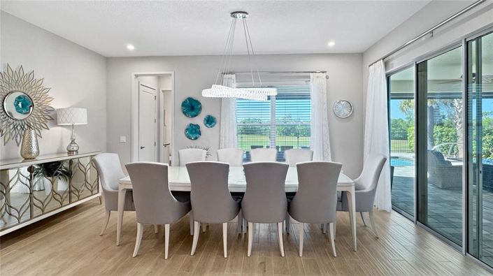 Image No.25-6 Bed House for sale