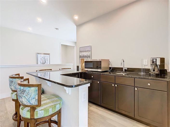 Image No.33-6 Bed House for sale