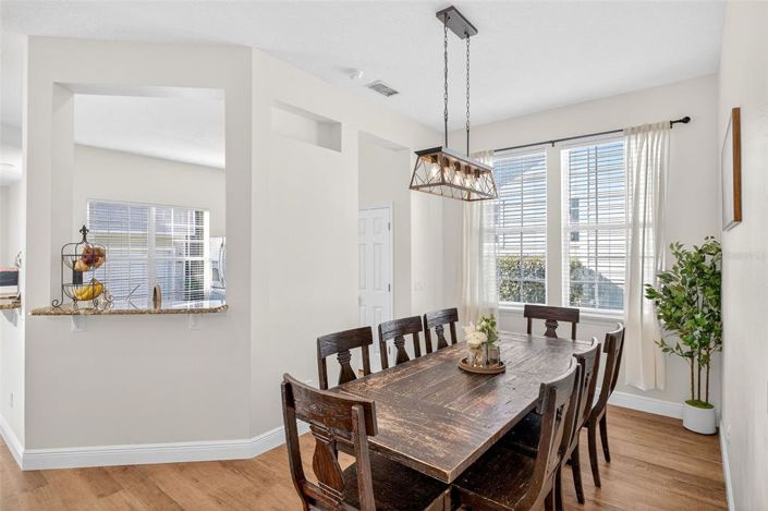 Image No.10-7 Bed House for sale