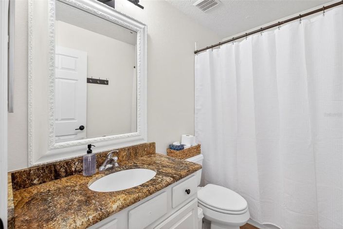 Image No.17-7 Bed House for sale