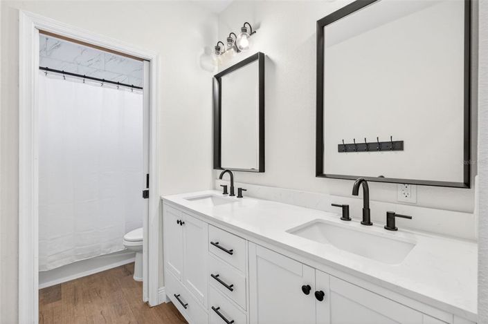 Image No.25-7 Bed House for sale