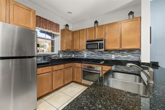 Image No.18-2 Bed Townhouse for sale