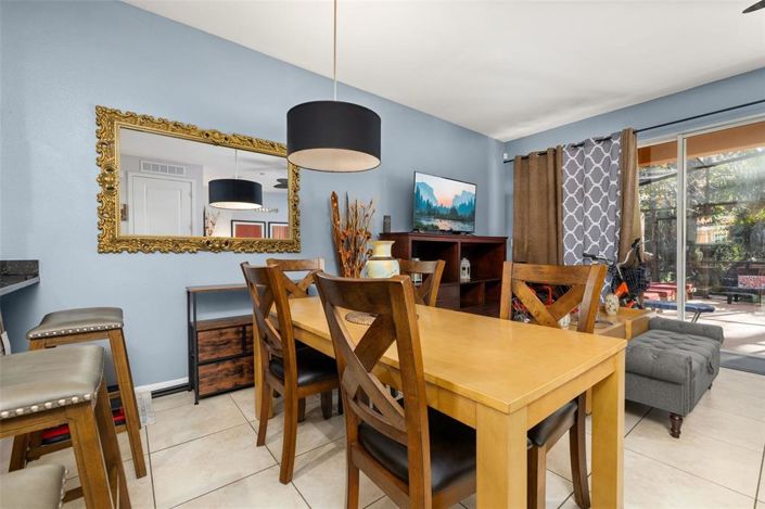 Image No.23-2 Bed Townhouse for sale