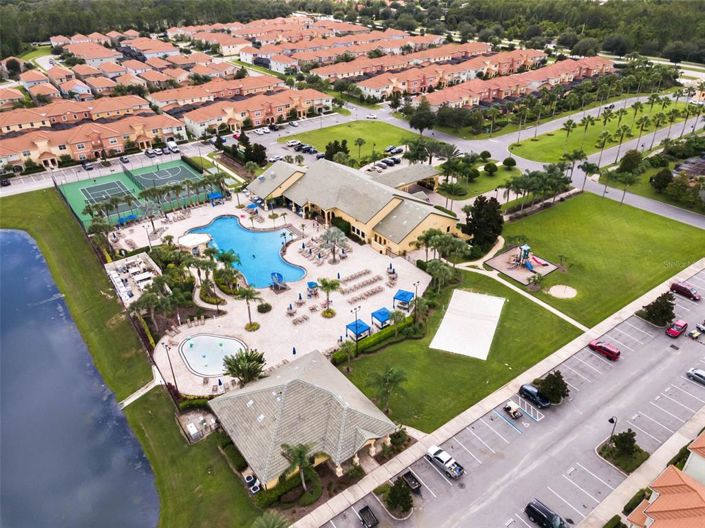 Image No.53-4 Bed Townhouse for sale