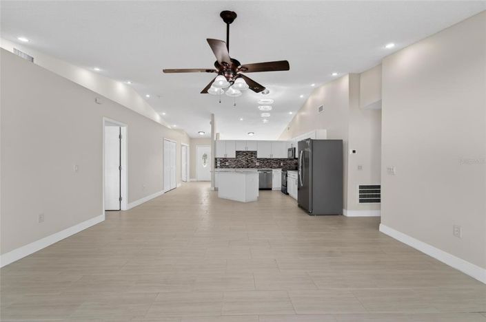 Image No.24-4 Bed House for sale