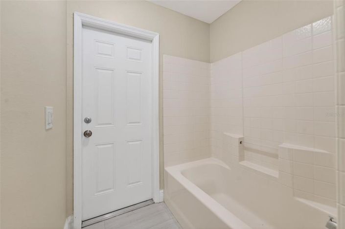 Image No.34-4 Bed House for sale