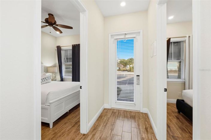 Image No.5-5 Bed House for sale