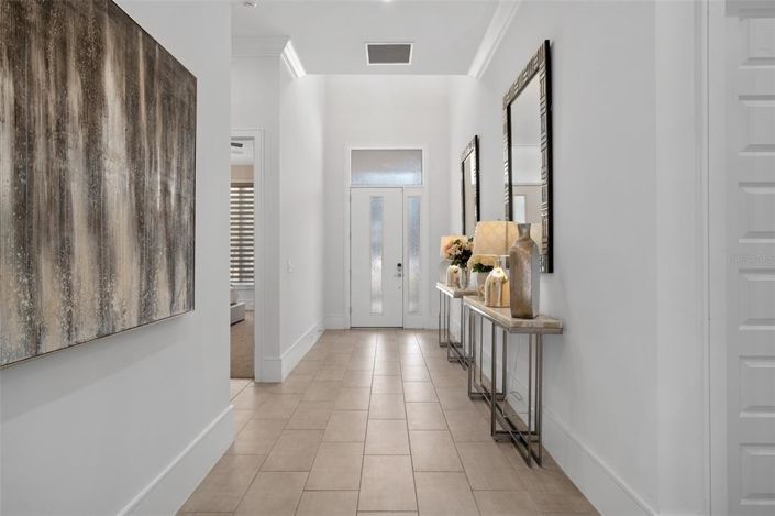 Image No.31-8 Bed House for sale