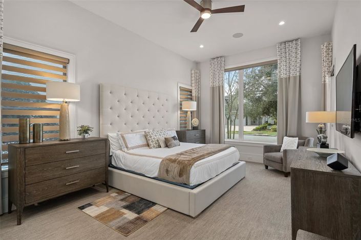 Image No.32-8 Bed House for sale