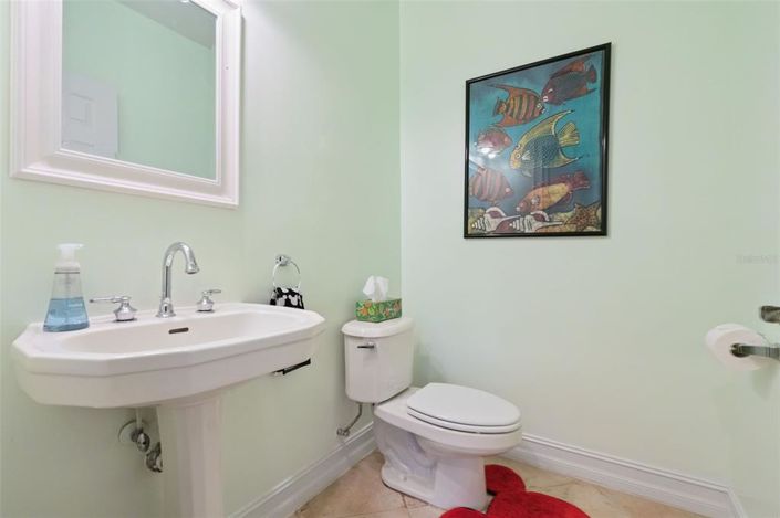 Image No.19-5 Bed House for sale