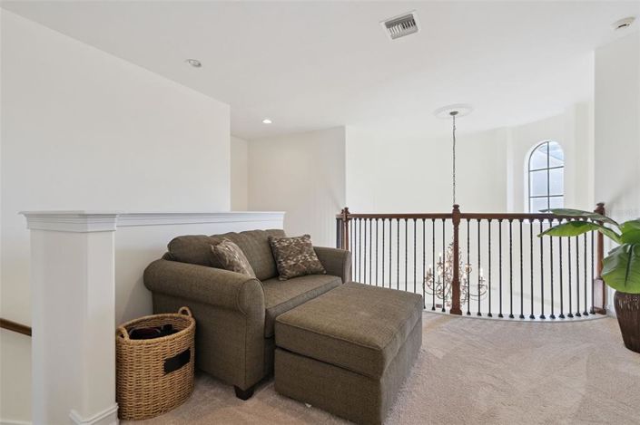 Image No.28-5 Bed House for sale