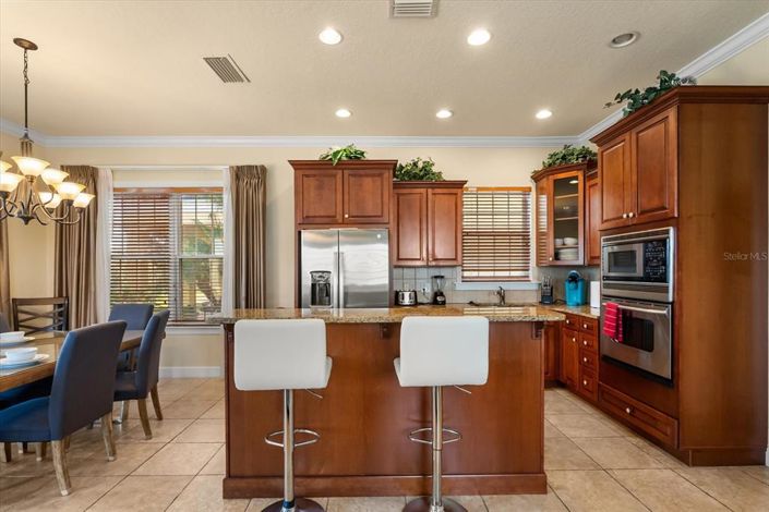 Image No.16-5 Bed House for sale