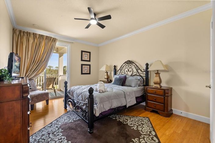 Image No.33-5 Bed House for sale