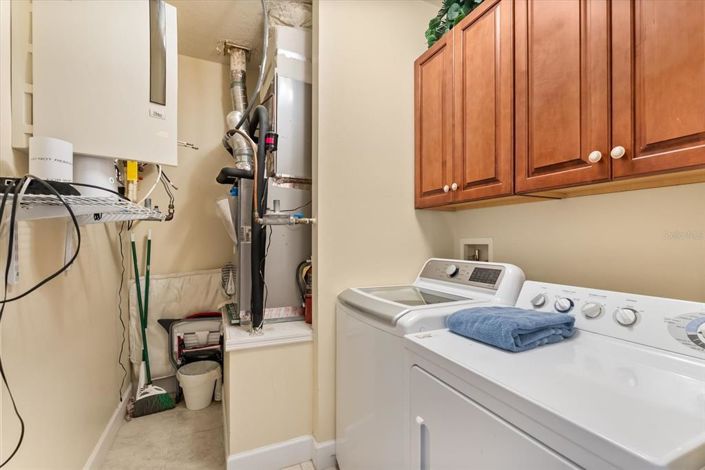 Image No.36-5 Bed House for sale