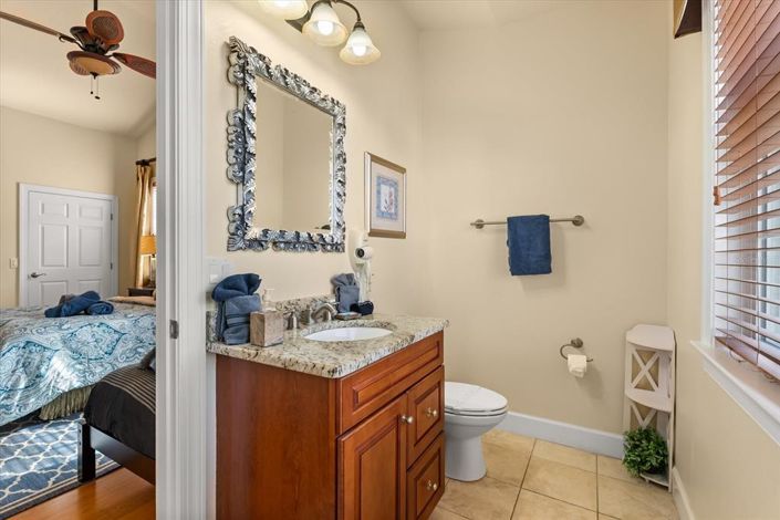 Image No.44-5 Bed House for sale