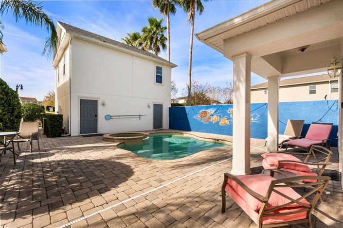 Image No.55-5 Bed House for sale