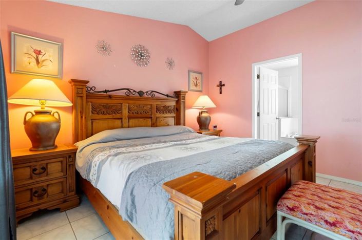 Image No.16-3 Bed House for sale