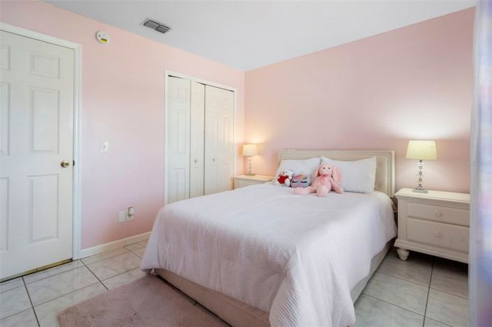 Image No.25-3 Bed House for sale