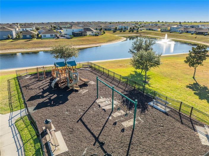 Image No.23-3 Bed Townhouse for sale