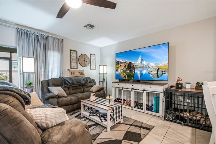 Image No.41-3 Bed Townhouse for sale