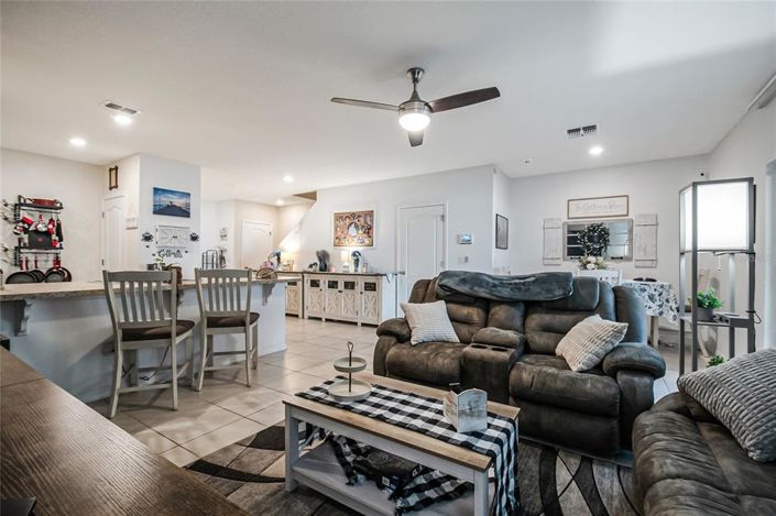 Image No.43-3 Bed Townhouse for sale