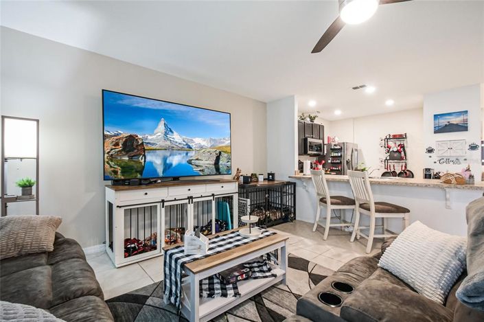 Image No.44-3 Bed Townhouse for sale