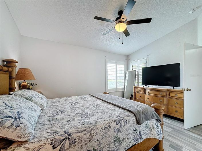 Image No.30-3 Bed Townhouse for sale