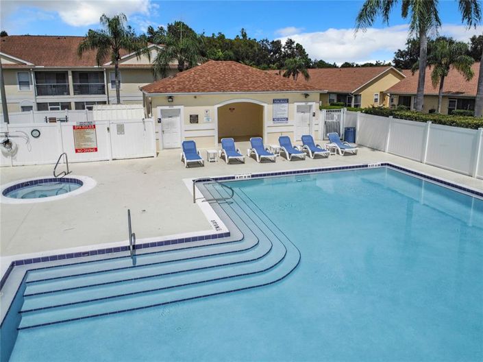 Image No.50-3 Bed Townhouse for sale