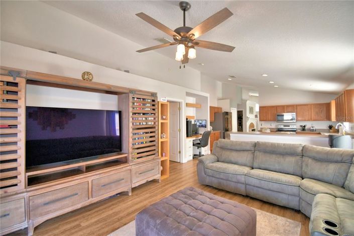 Image No.34-3 Bed House for sale