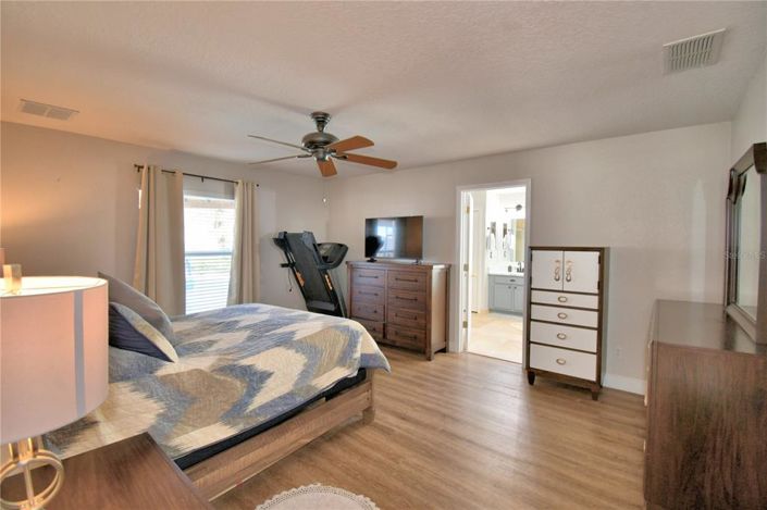 Image No.35-3 Bed House for sale