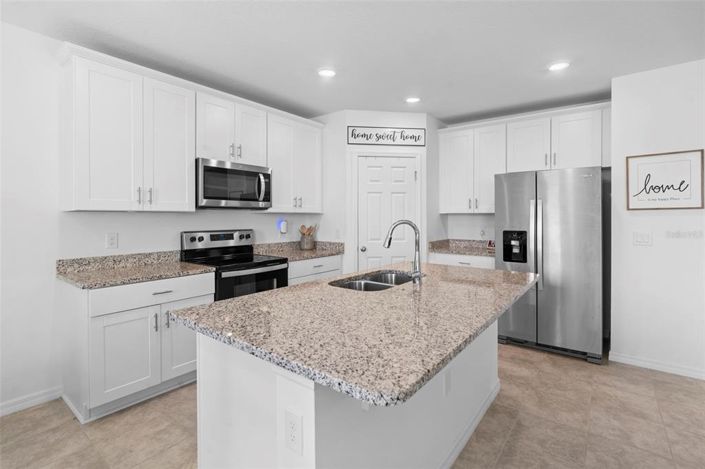 Image No.36-3 Bed House for sale