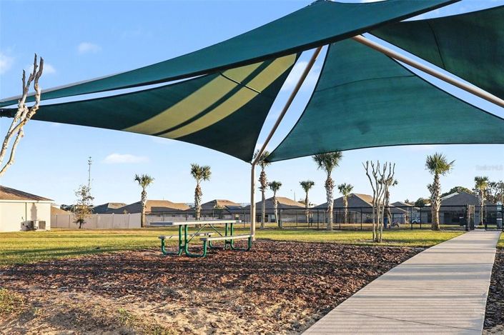 Image No.17-4 Bed House for sale