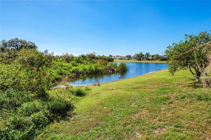 Image No.13-6 Bed House for sale