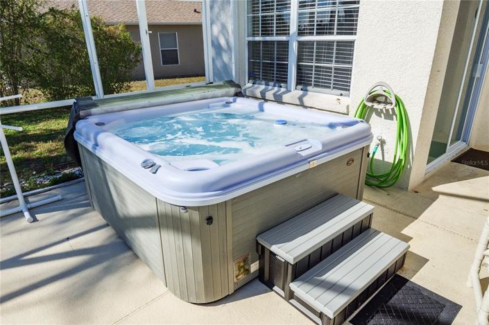 Image No.14-6 Bed House for sale