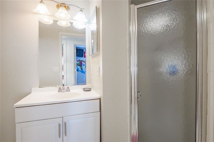 Image No.23-6 Bed House for sale