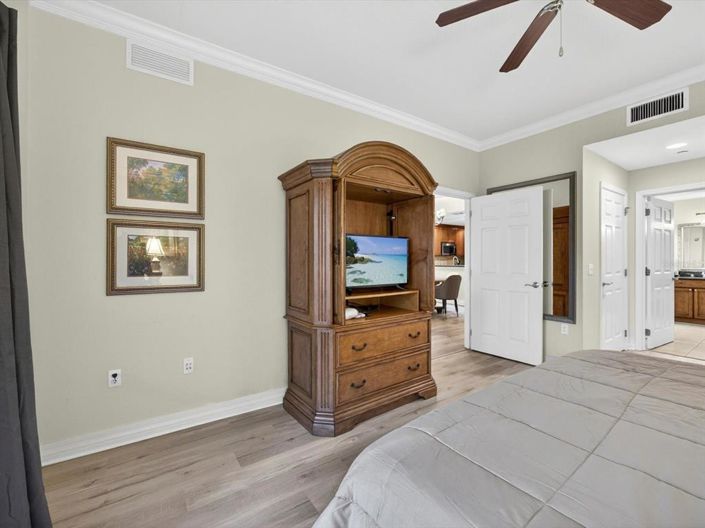 Image No.10-3 Bed Apartment for sale