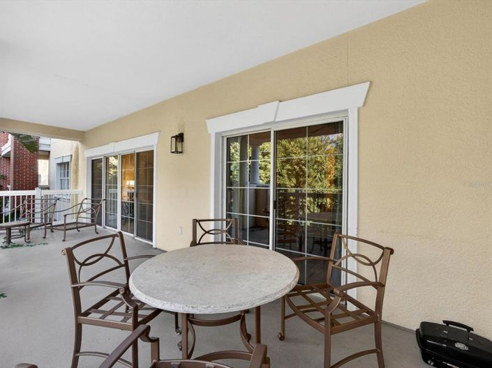 Image No.21-3 Bed Apartment for sale