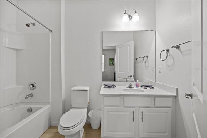 Image No.13-14 Bed House for sale