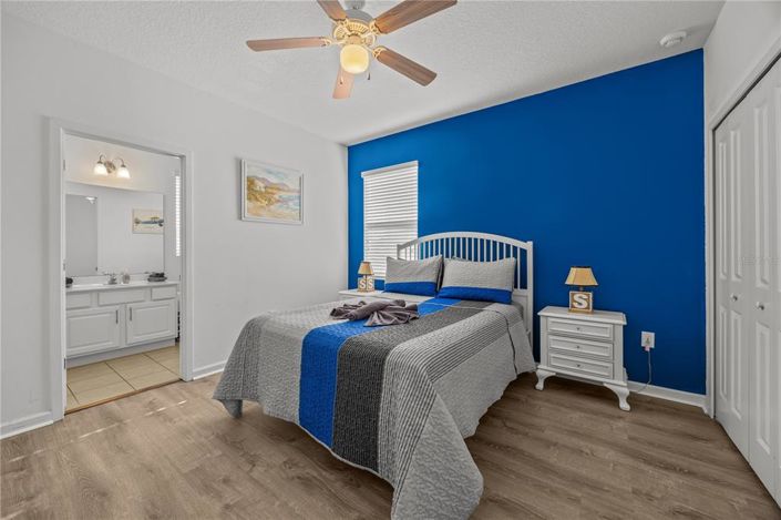 Image No.51-14 Bed House for sale