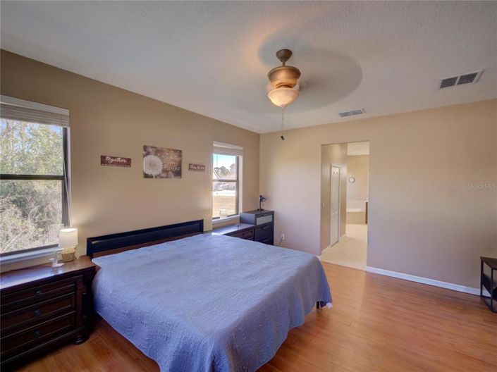 Image No.16-4 Bed House for sale