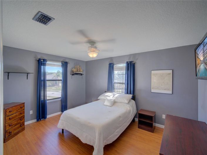 Image No.23-4 Bed House for sale