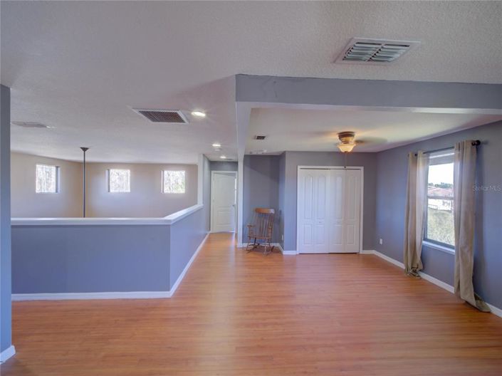 Image No.25-4 Bed House for sale