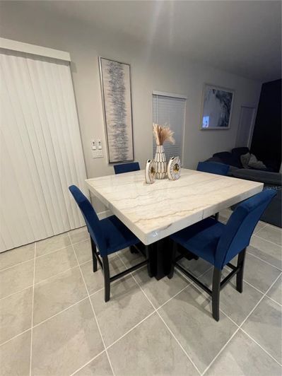 Image No.21-5 Bed House for sale