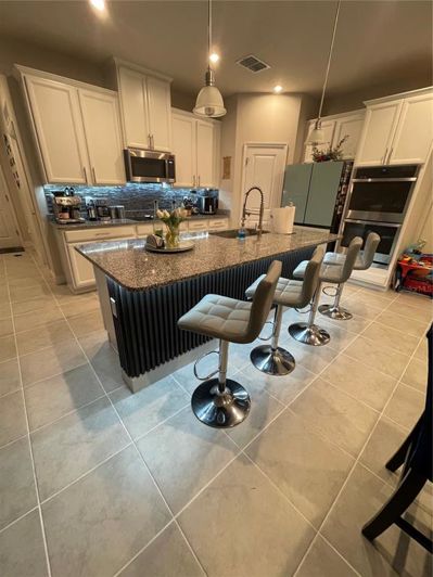 Image No.9-5 Bed House for sale