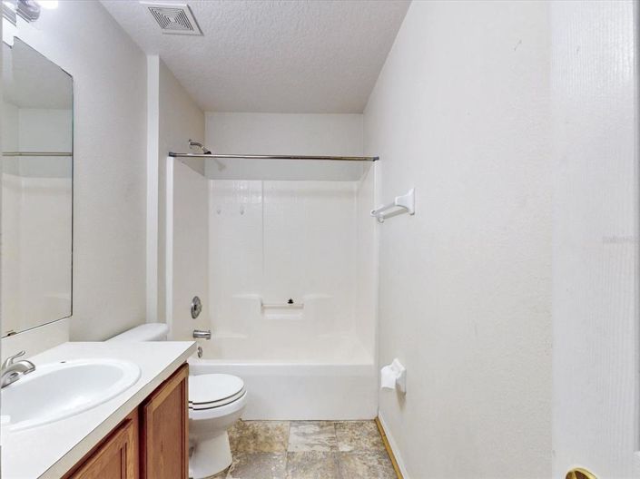 Image No.23-Maison de 4 chambres à vendre à Saint John