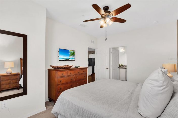 Image No.10-3 Bed Townhouse for sale