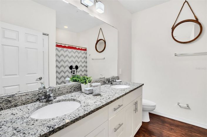 Image No.13-3 Bed Townhouse for sale